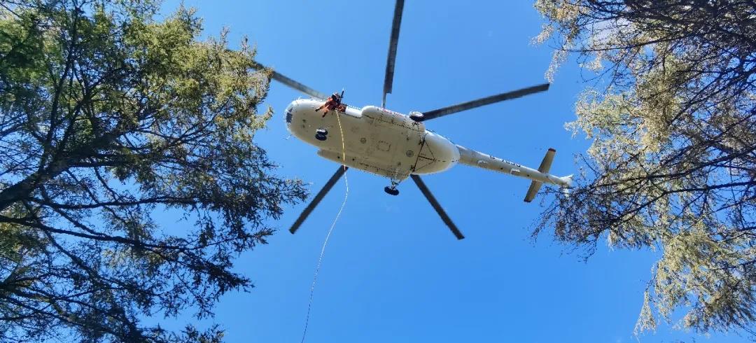 “從天而降”的森林撲火隊員