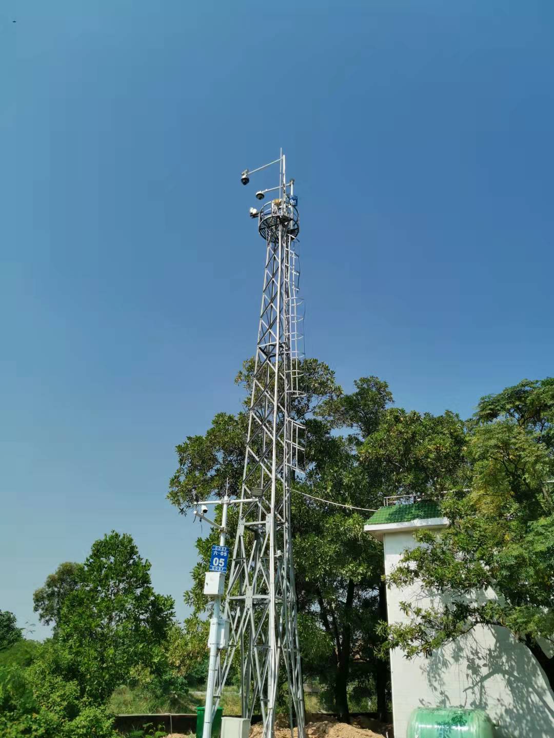 218a155792e3c1d5b7127303fd01d1af.jpg 001.jpg